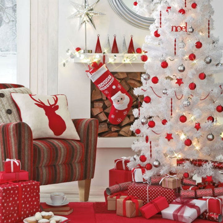 http://koffkindom.ru/wp-content/uploads/2015/10/red-and-white-christmas-decorations.jpg