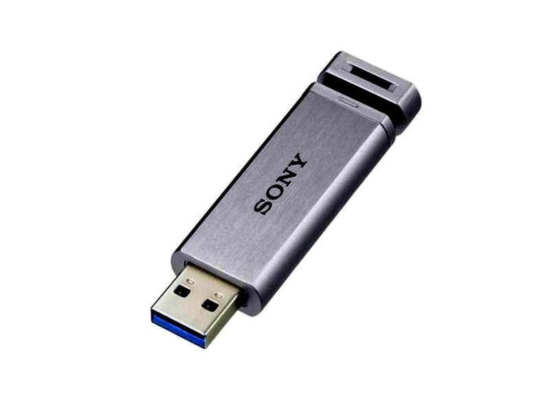 stiljnaya_fleshka_ot_sony