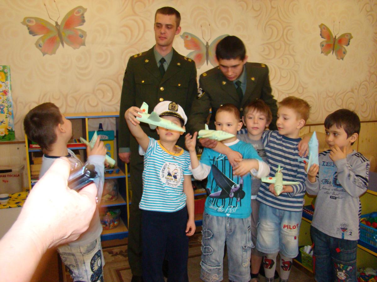 Приглашение военных на праздник на День Защитника Отечества Приглашение военных на праздник на День Защитника Отечества