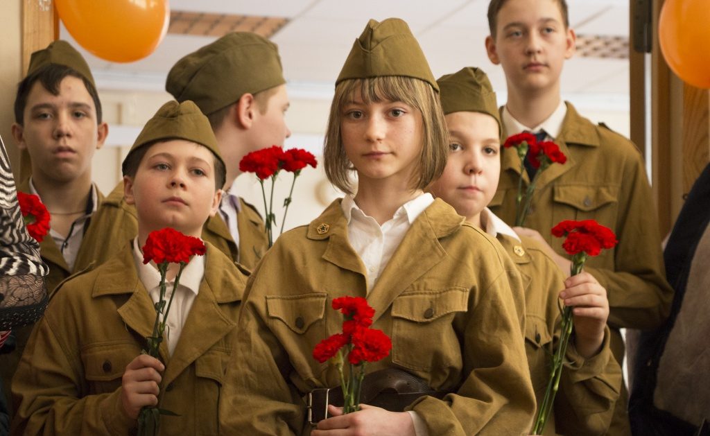 школьники 23 февраля1