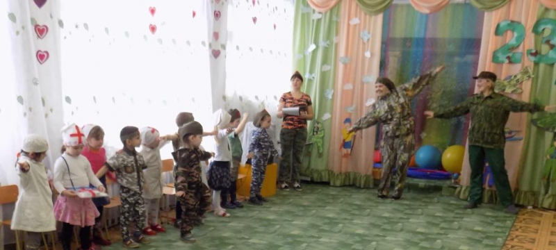 Танец из третьего куплета "Мы – пилоты, водим самолеты" Танец из третьего куплета "Мы – пилоты, водим самолеты"