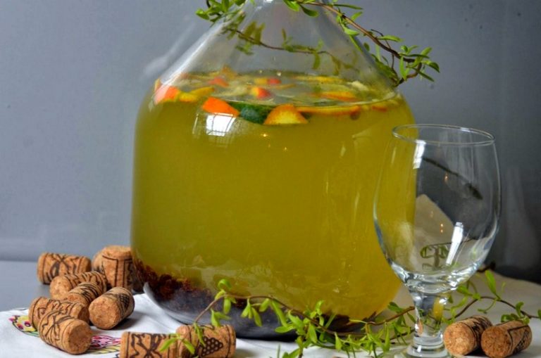 Как сделать квас из сока березового Как сделать квас из сока березового