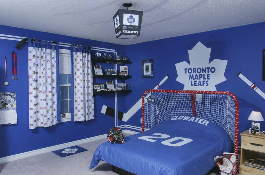 Интерьер комнаты для хоккеиста