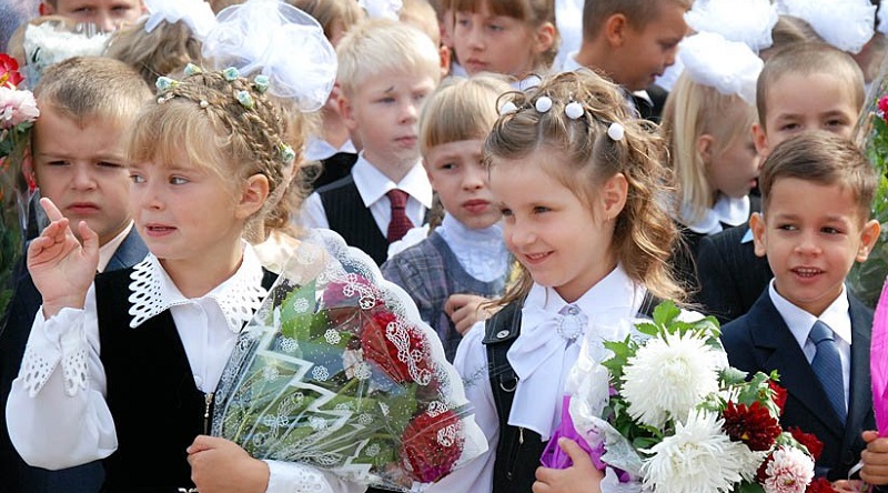 Первый класс на линейке