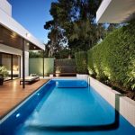 Варианты дизайна бассейна внутри частного дома и на территории