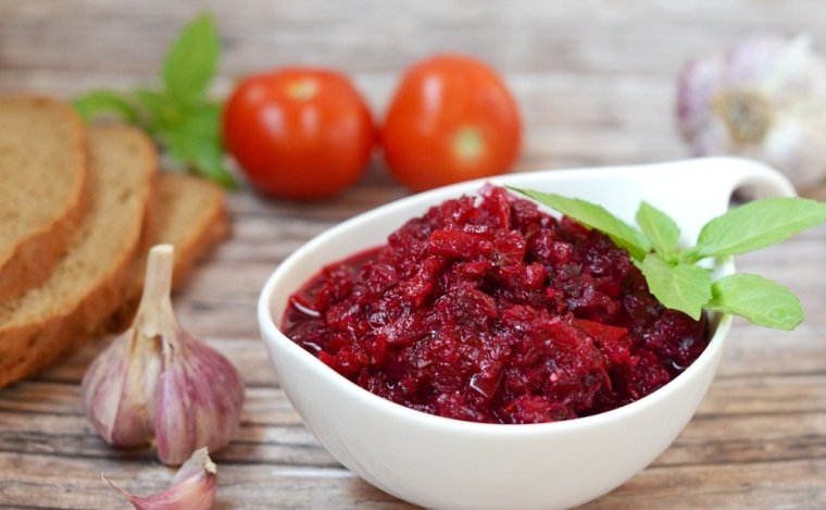 Готовим дома: самые вкусные блюда на зиму из свеклы