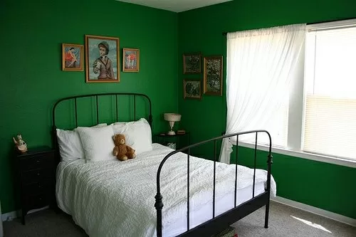 Темно Зеленая Спальня Фото
