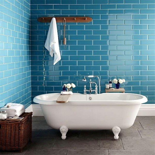 Голубой кафель для ванной комнаты фото