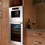 Фото 32: Холодильник для вина и кофемашина