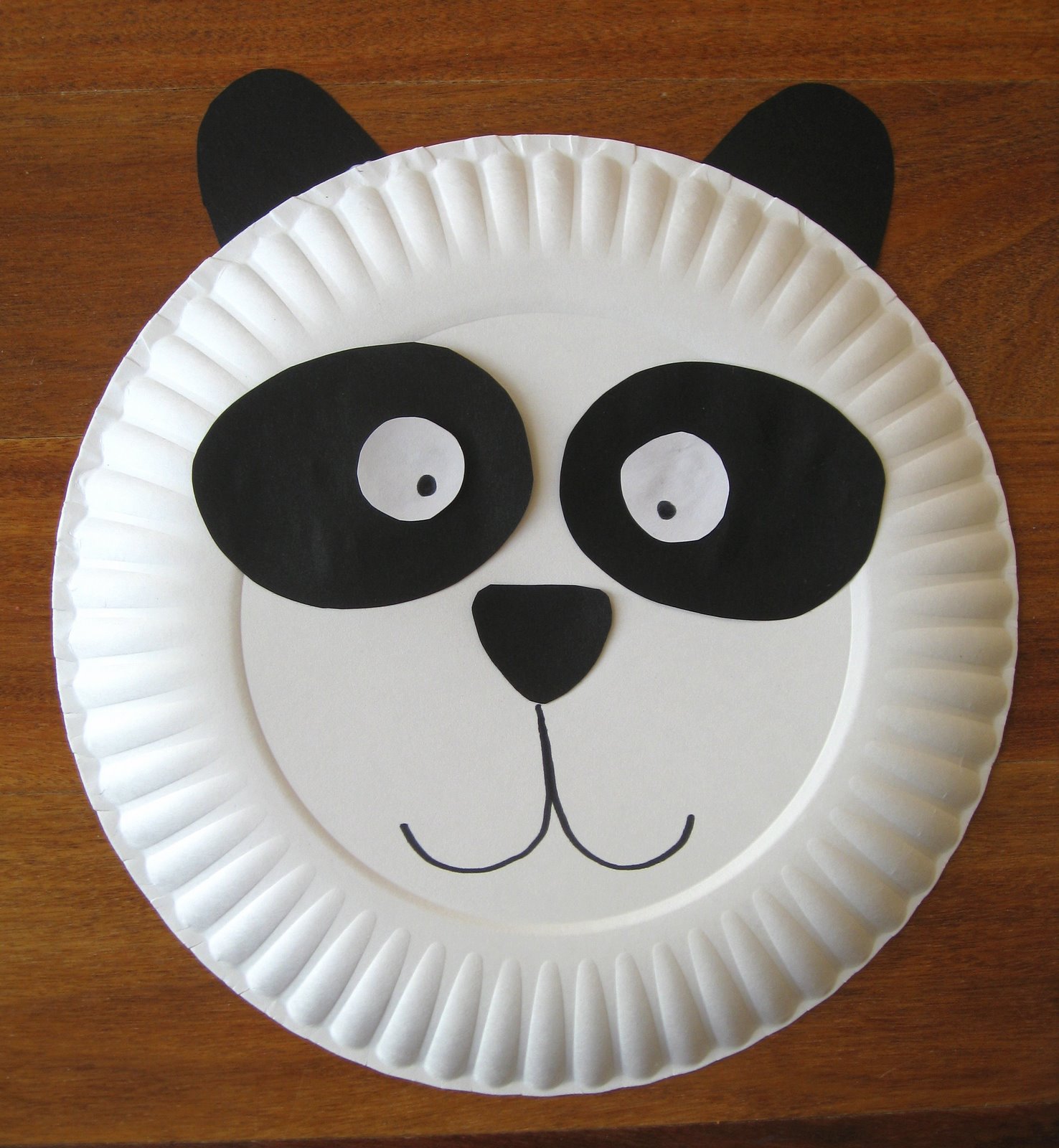 Панда из бумажной тарелки