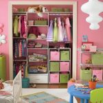 Фото 86: Оформление детской гардеробной в комнате для девочек