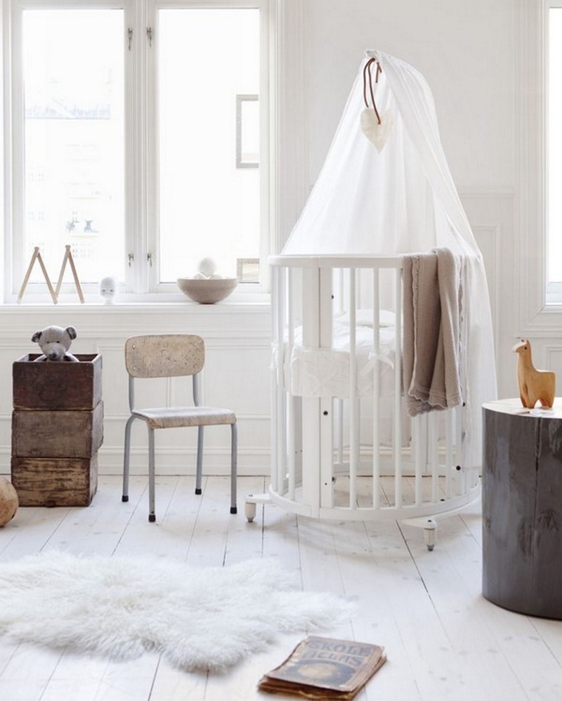 Детская комната для новорождённой в скандинавском стиле