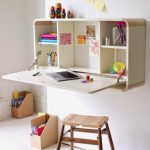 Фото 123: Стол – бюро в детской