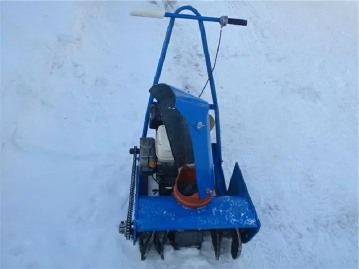 Как сделать снегоуборщик или лопату для снега своими руками