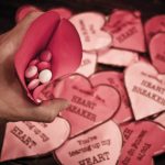Фото 96: Сердечки-кульки под конфеты