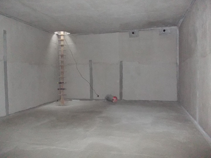 Подземный этаж после внутренней гидроизоляции