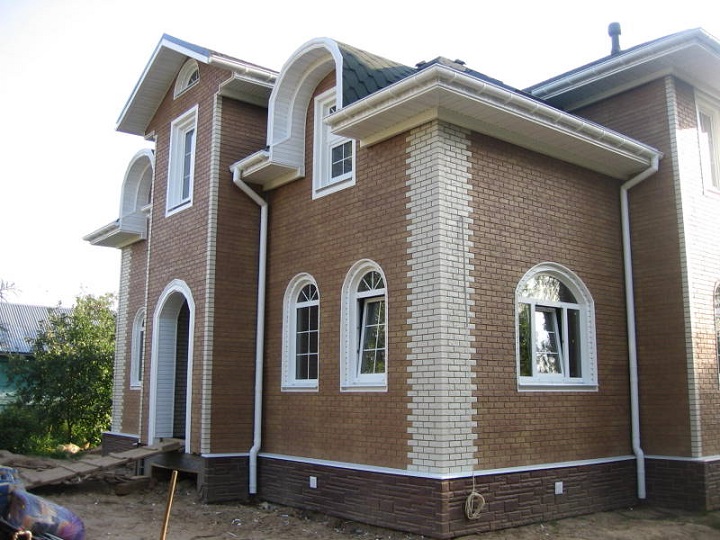 Výběr soklových panelů pro zdobení celé budovy