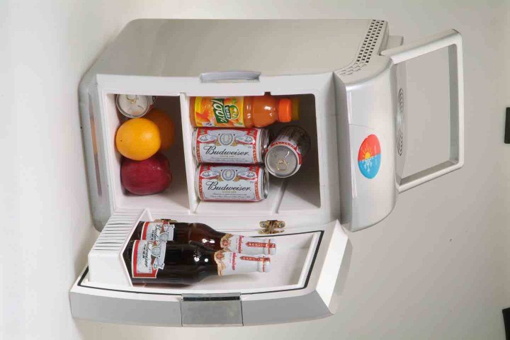 Компрессорный холодильник для автомобиля