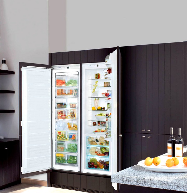 Положительные качества встроенного холодильника
