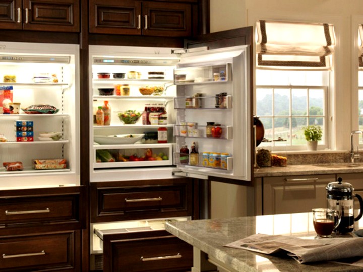 особенности встроенного холодильника