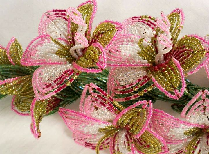 Плетение из бисера цветов - узнайте новые способы создания красивых бисерных цветов