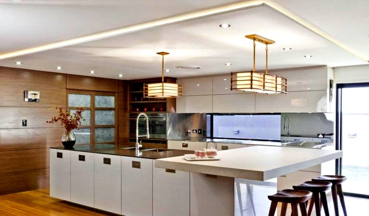 Дизайн потолка на кухне (5)