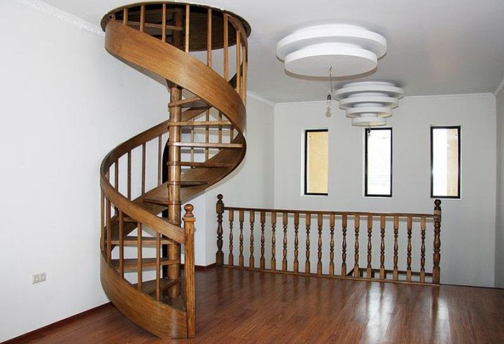 Монолитная конструкция лестницы на чердак