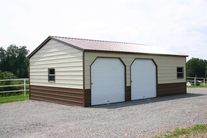 Двухцветный металлический гараж