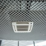 Фото 52: Вентиляция в потолке грильято