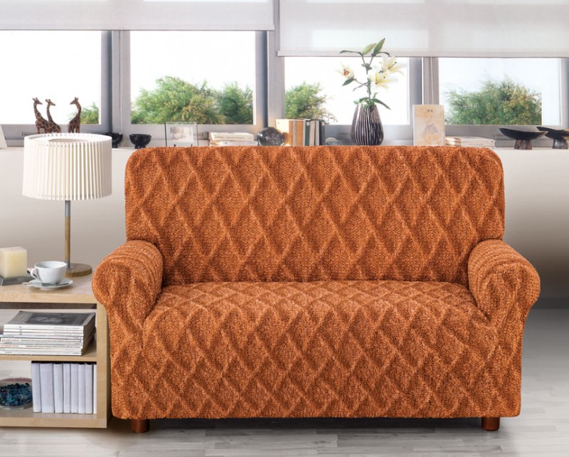 Удобный диван с еврочехлом