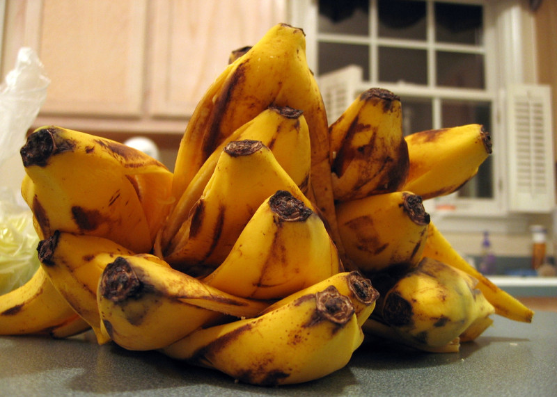 Фото 6: Банановые шкурки для удобрений