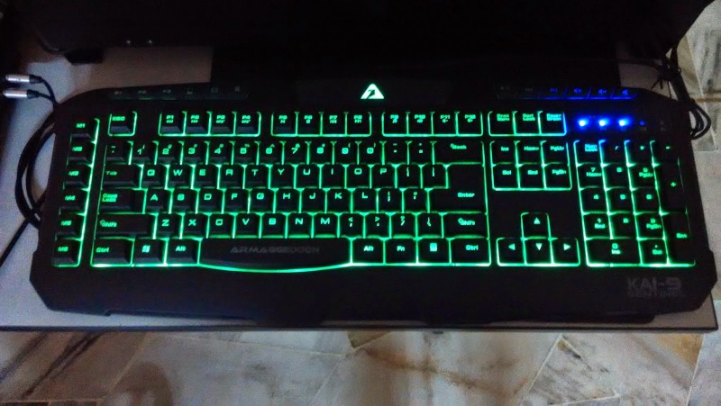 Фото 23: Зеленая подсветка клавиатуры