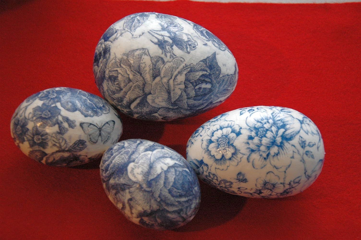 Украшение яиц к пасхе росписью