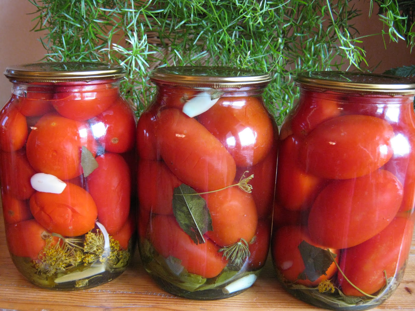 Маринуем томаты. Pomidori marinad. Помидоры на зиму. Консервированные помидоры. Консервированные помидо.