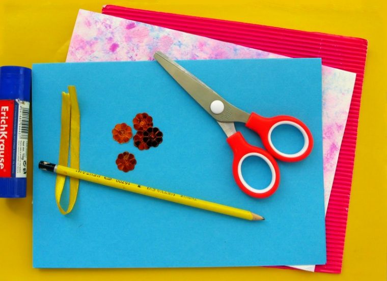 Фото 2: izgotovlenie_otkrytok_iz_kartona