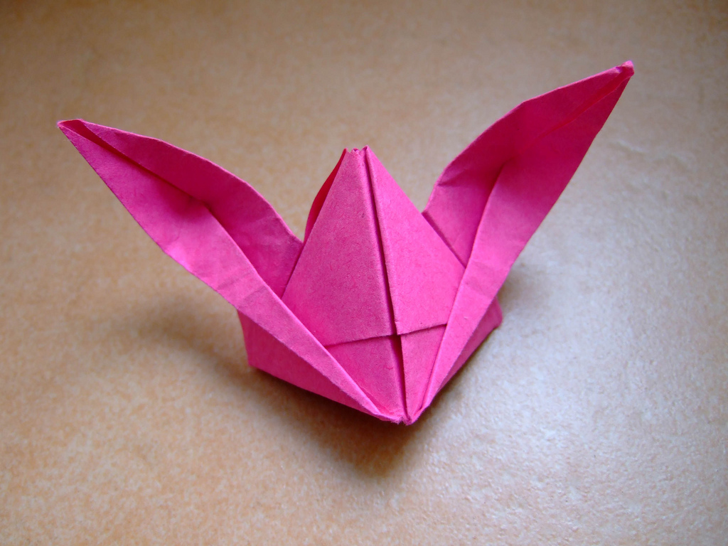 Шапка в технике оригами с большими полями