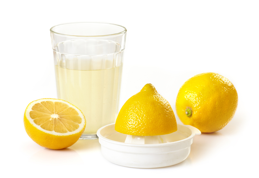 Лимонный сок придаст блеск окну