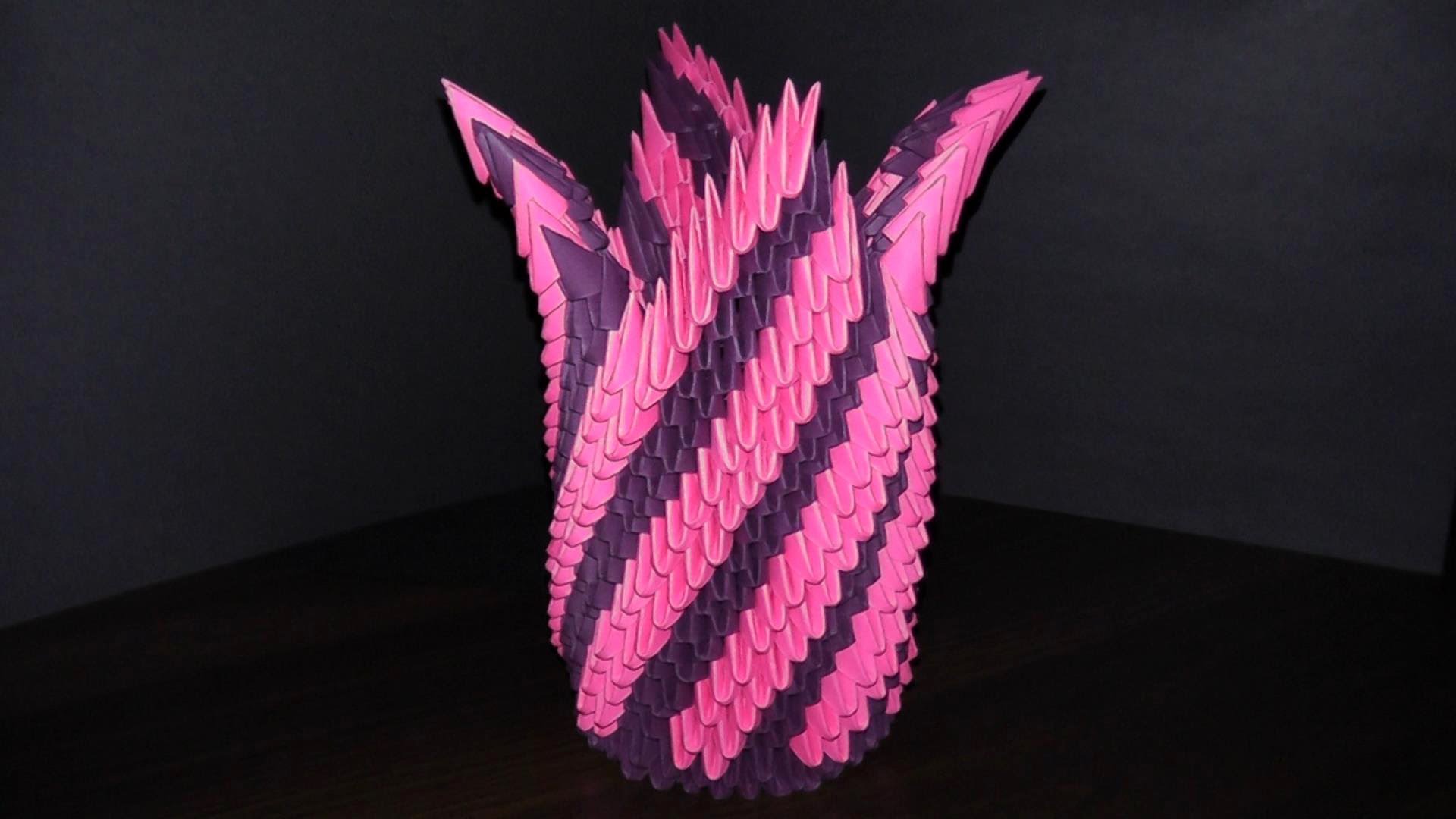 Розово-фиолетовая ваза оригами