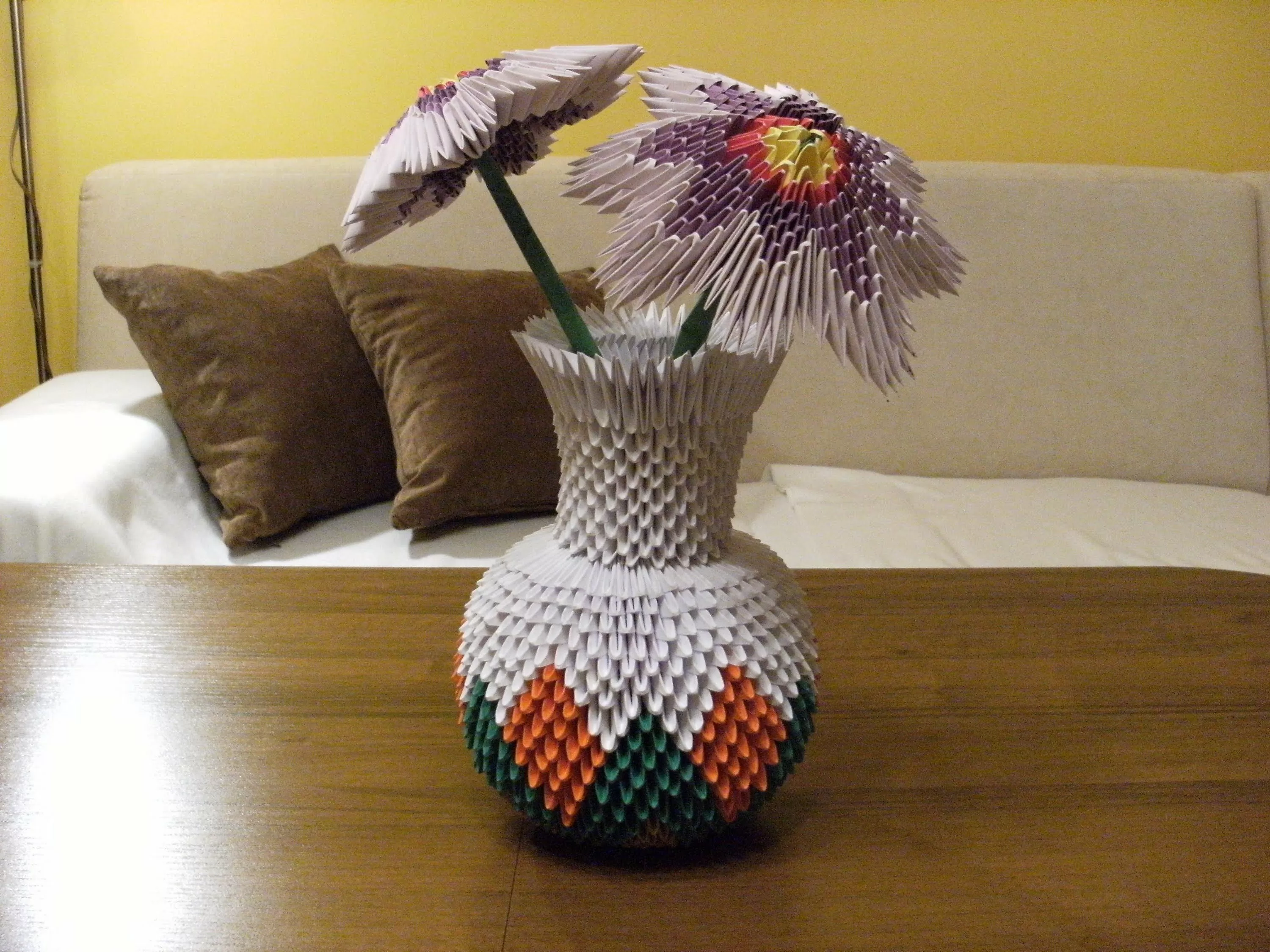 Ваза оригами - изготовление цветочной вазы в технике модульного оригами. Простая ваза, фигурная