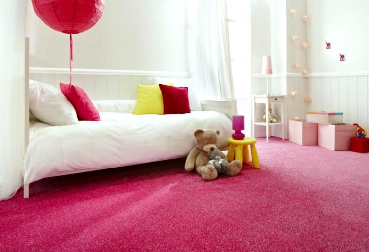 Фото 20: rozovyy_kover_v_spaljne