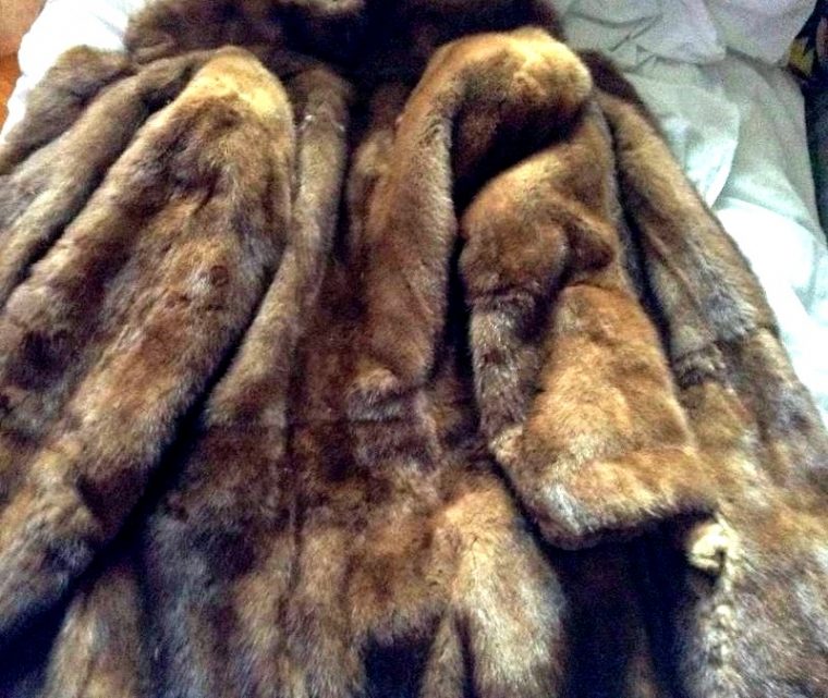 Если лезет мех, что делать в таком случае?