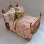 Фото 47: Кровать из проволоки для куклы