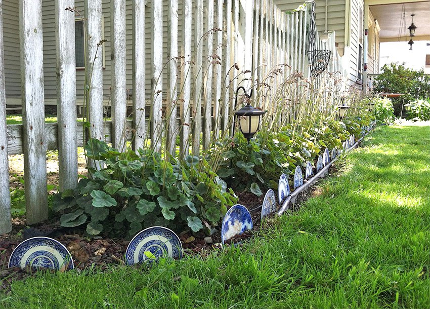 Ограждения для клумб: необычные варианты для украшения вашего сада