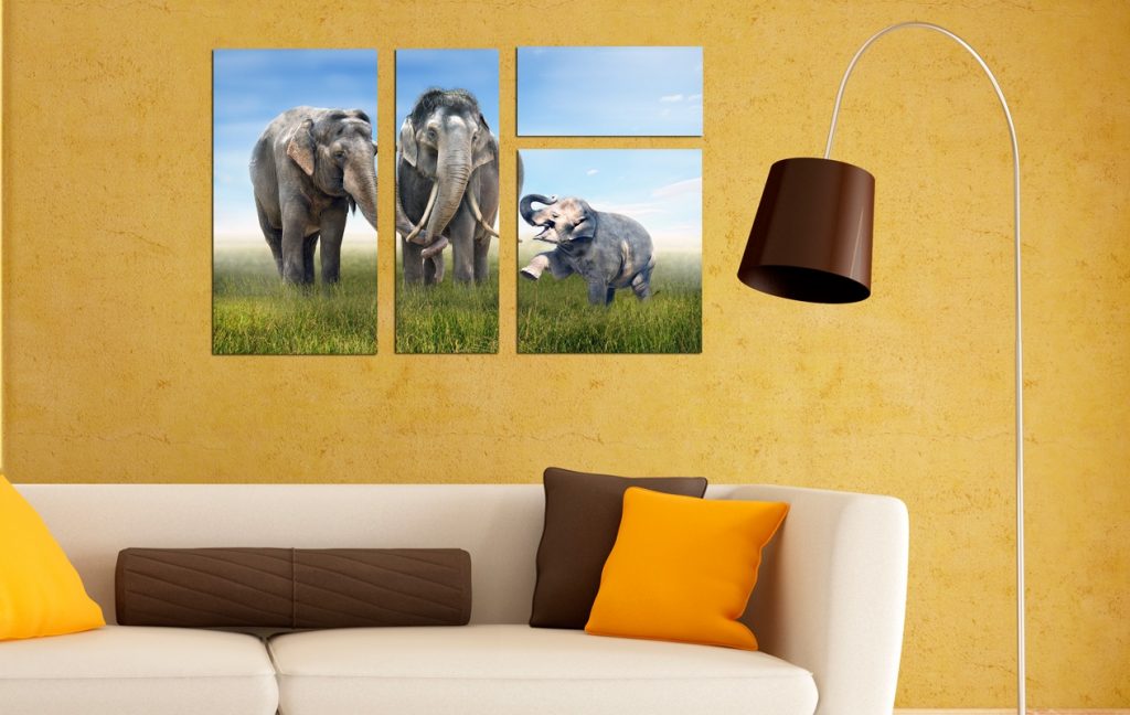 Постеры со слонами в интерьере комнаты
