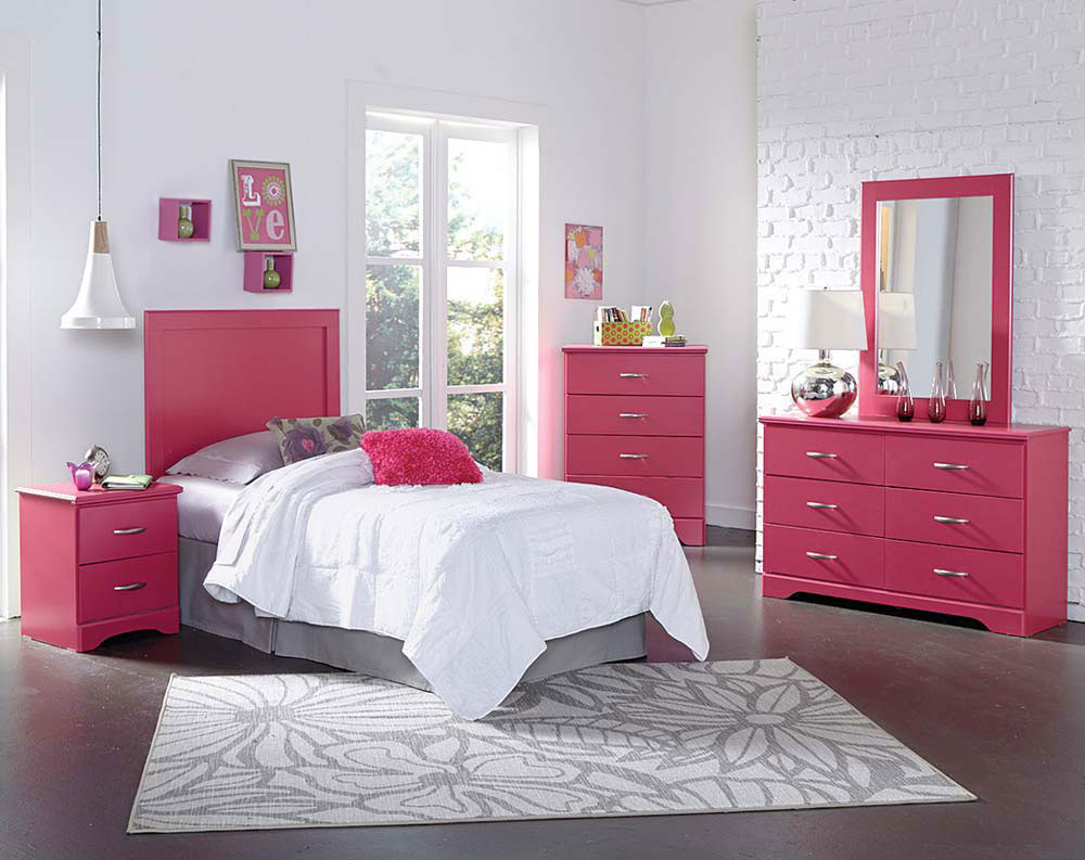 Розовая мебель для спальни