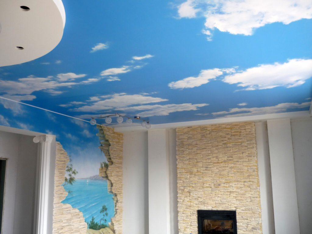 Тканевый натяжной потолок в стиле неба