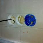 Фото 43: Установка розетки для дома